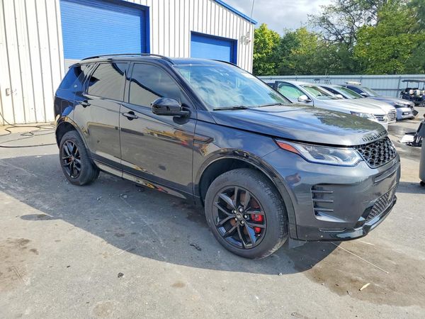 2024 LAND ROVER DISCOVERY SPORT Dynamic SE — Passenger 3/4
