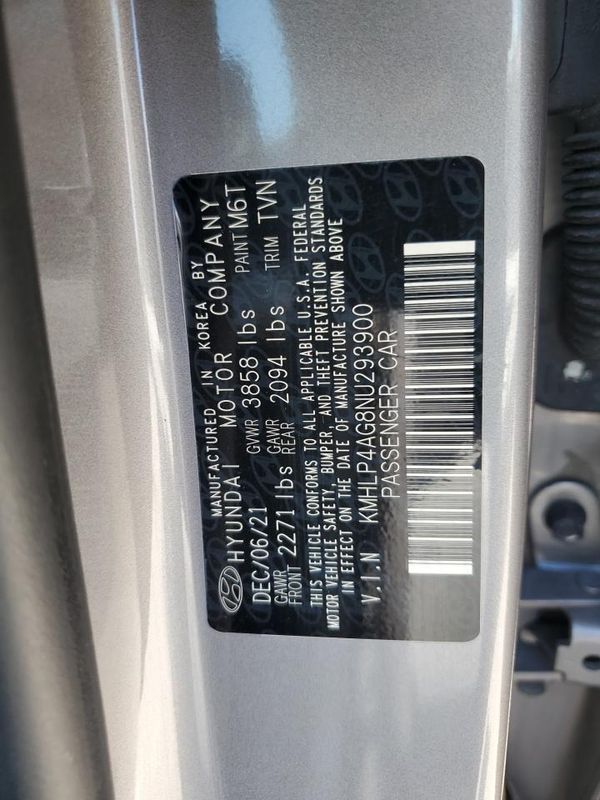 2022 HYUNDAI ELANTRA