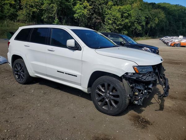2018 JEEP GRAND CHEROKEE — Passenger 3/4