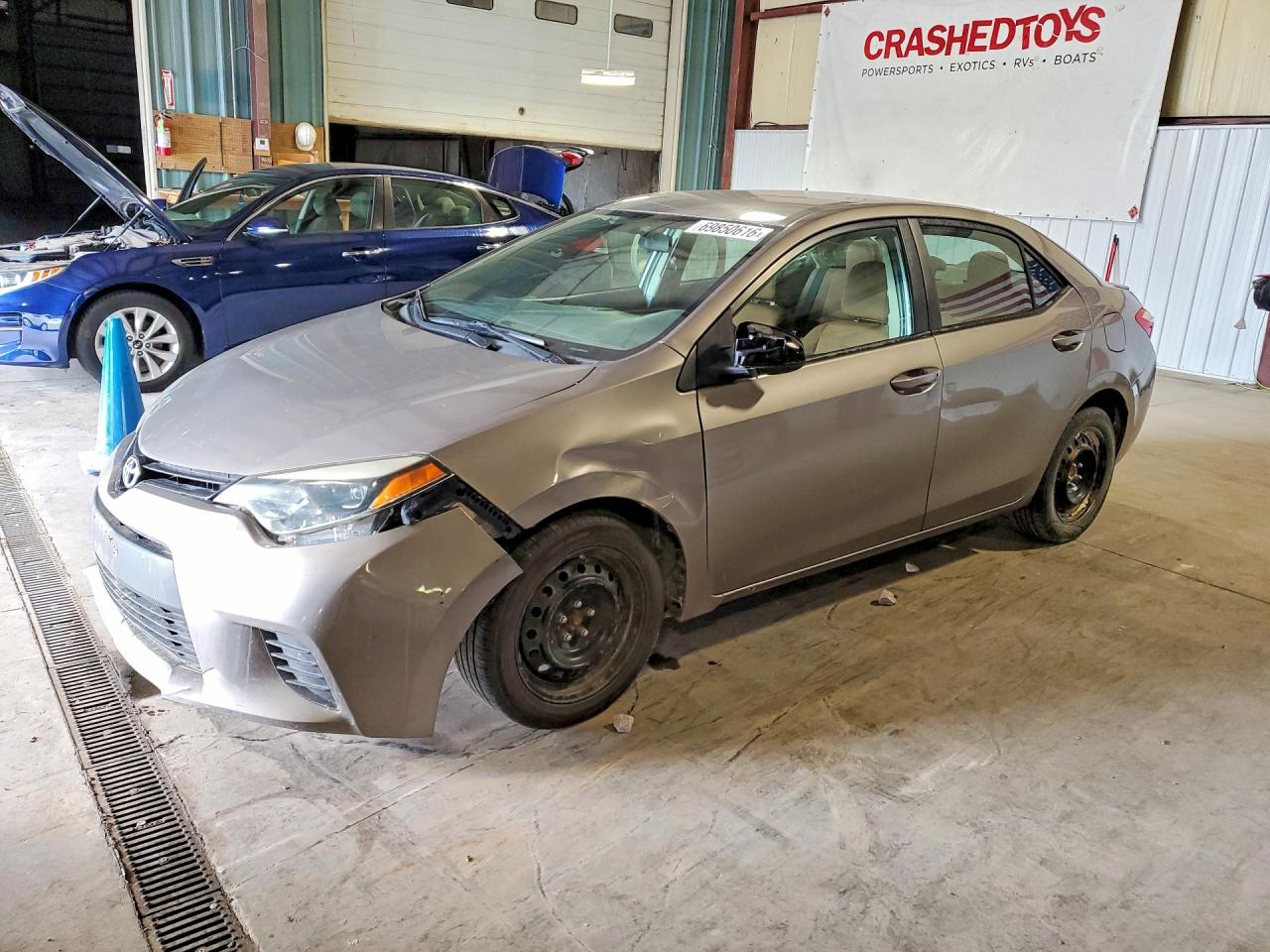 2014 TOYOTA COROLLA L/LE — Front 3/4