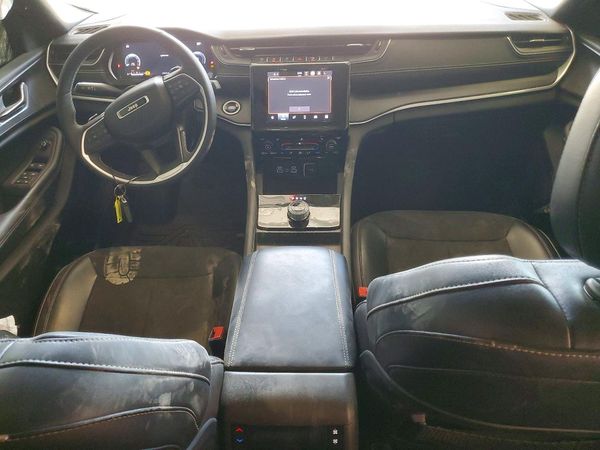 2024 JEEP CHEROKEE Laredo — CKPT