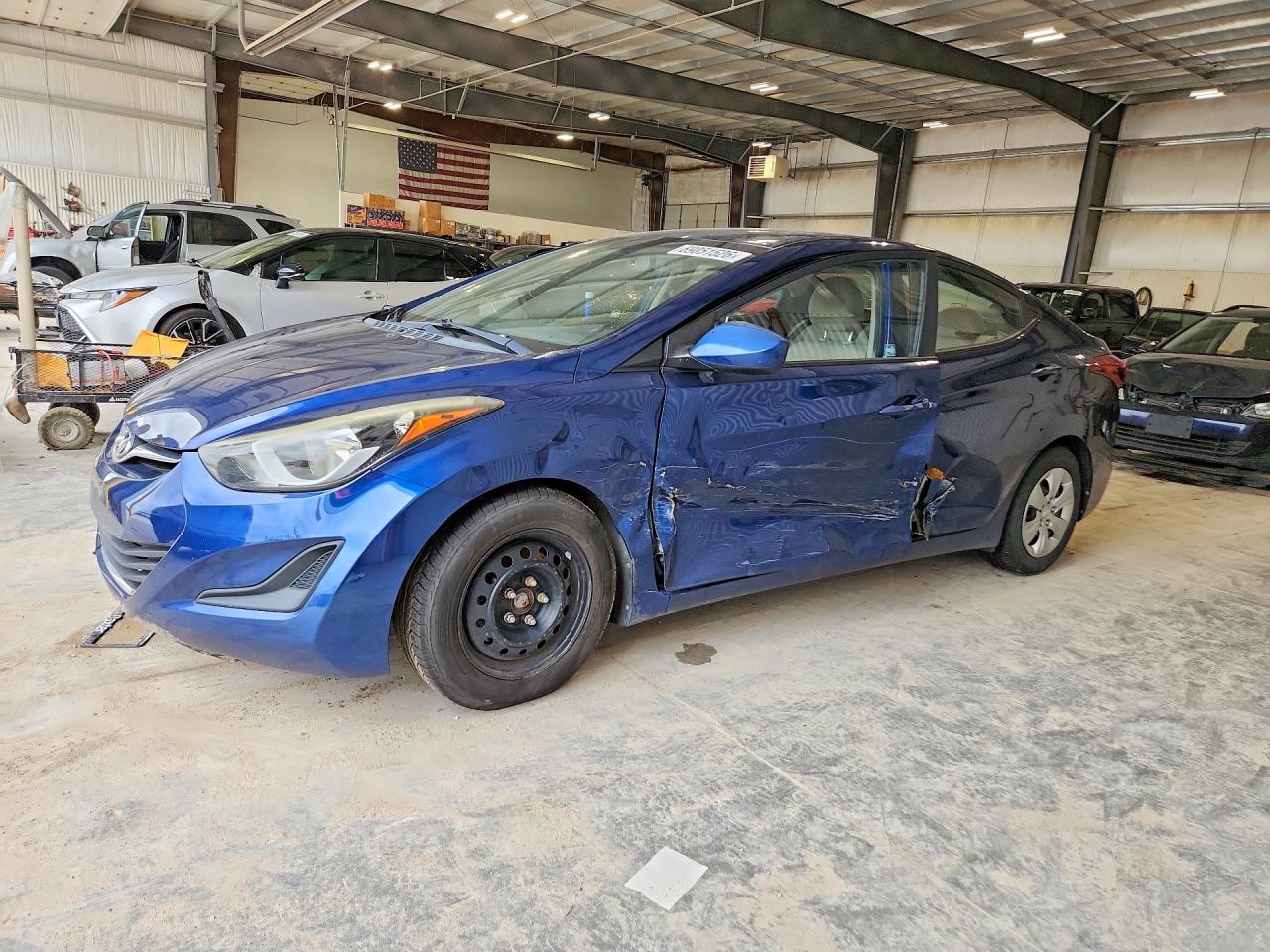 2016 HYUNDAI ELANTRA — Front 3/4