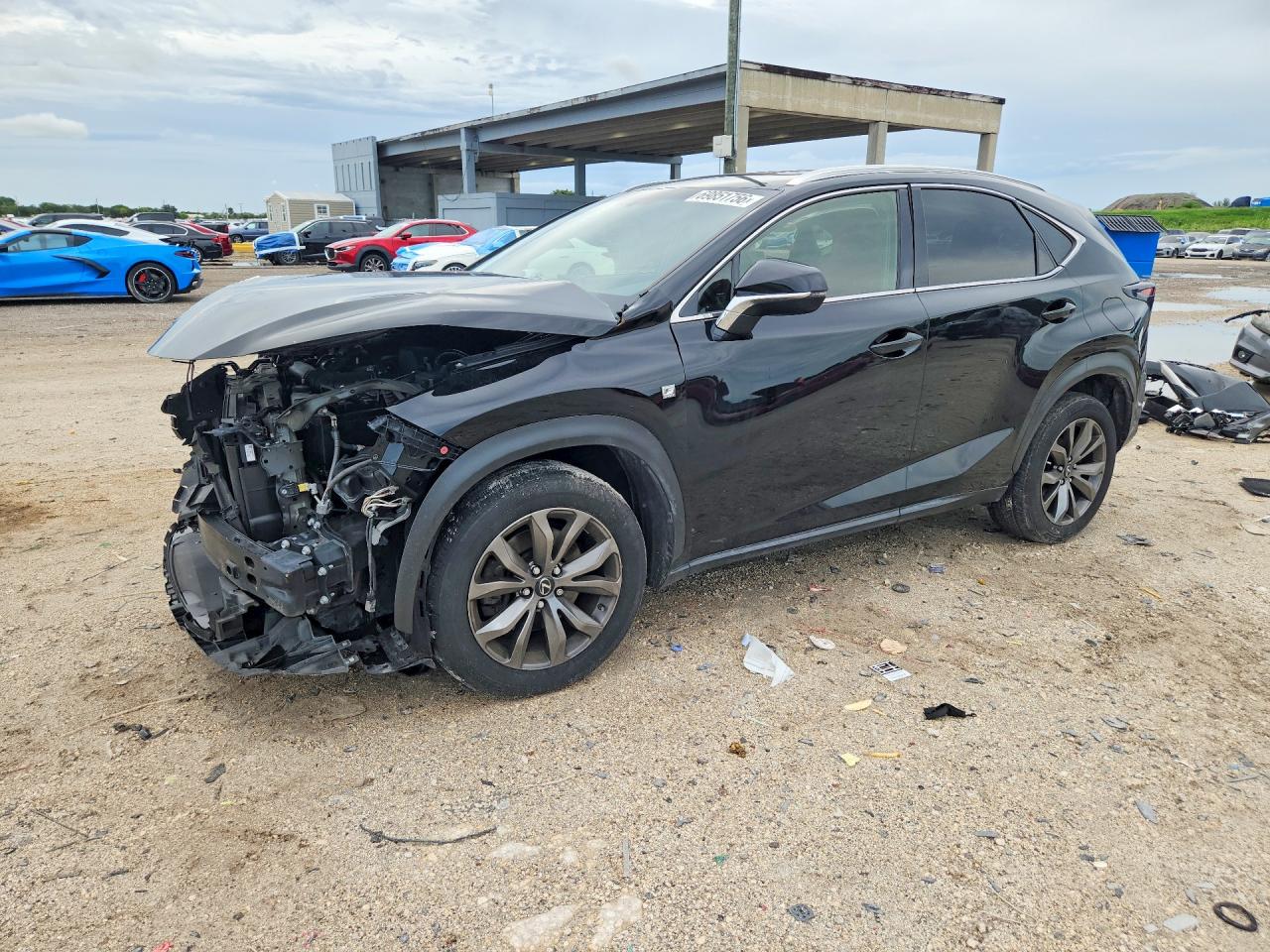 2015 LEXUS NX 200t Luxury — Front 3/4