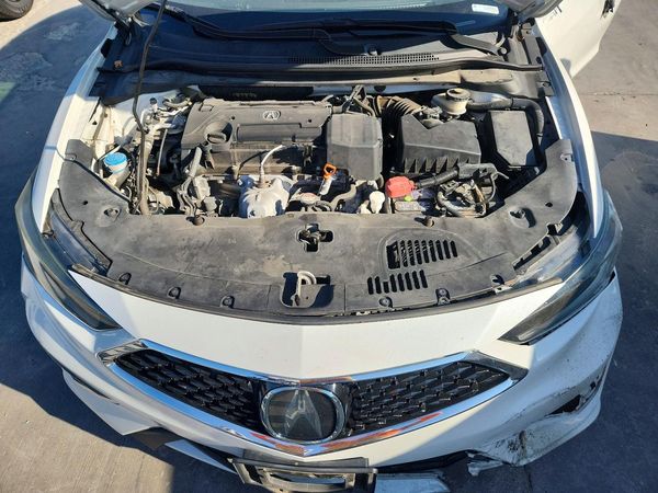 2020 ACURA ILX — Engine bay