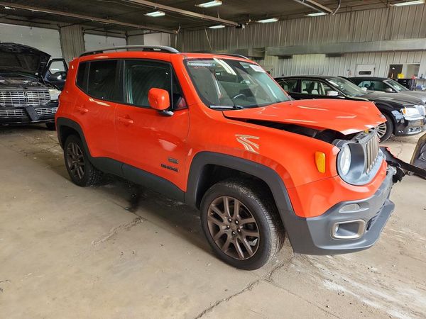 2016 JEEP RENEGADE — Passenger 3/4