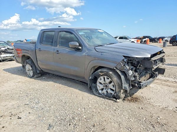 2024 NISSAN FRONTIER — Passenger 3/4