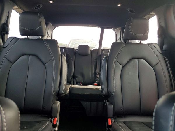 2021 CHRYSLER PACIFICA Touring L — SUVN