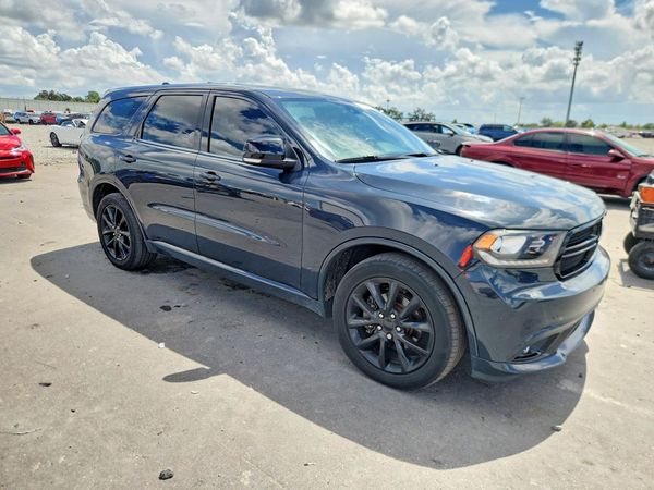 2017 DODGE DURANGO — Passenger 3/4