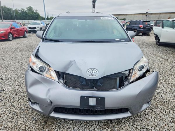 2016 TOYOTA SIENNA — DIRF