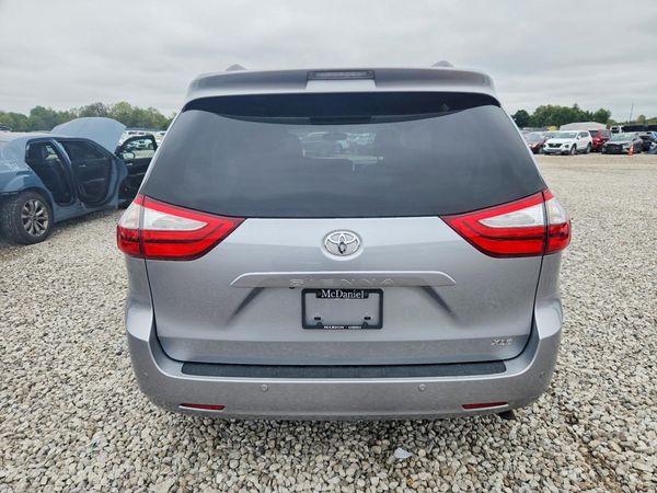 2016 TOYOTA SIENNA — DIRR