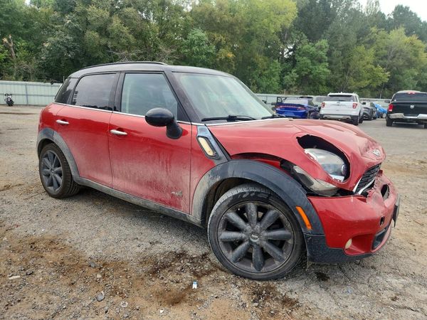 2013 MINI COOPER — Passenger 3/4