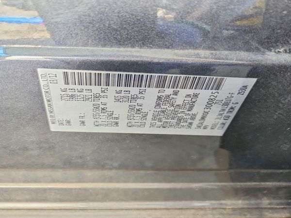 2013 INFINITI JX35 — VINS