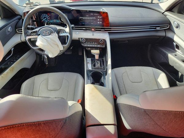 2023 HYUNDAI ELANTRA Limited — CKPT