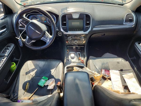 2015 CHRYSLER 300 Limited — CKPT