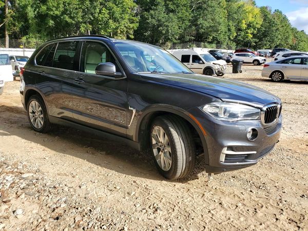 2016 BMW X5 xDrive35i — Passenger 3/4