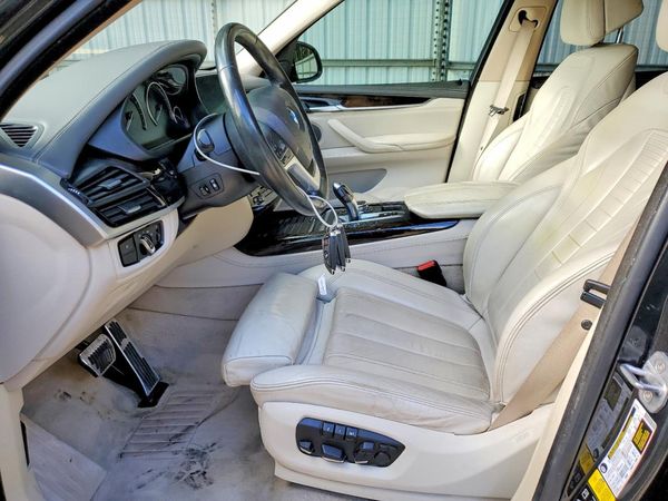 2016 BMW X5 xDrive35i — DENT