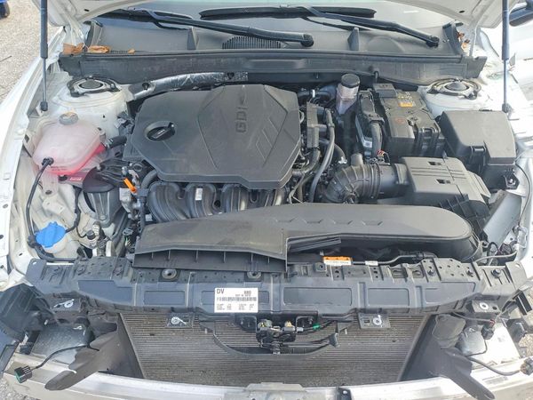 2025 HYUNDAI SONATA SEL — Engine bay