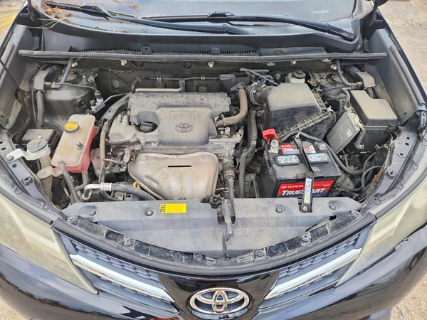 2013 TOYOTA RAV4 Standard — Engine bay
