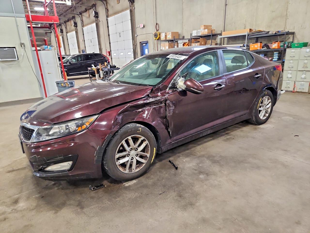 2013 KIA OPTIMA LX — Front 3/4