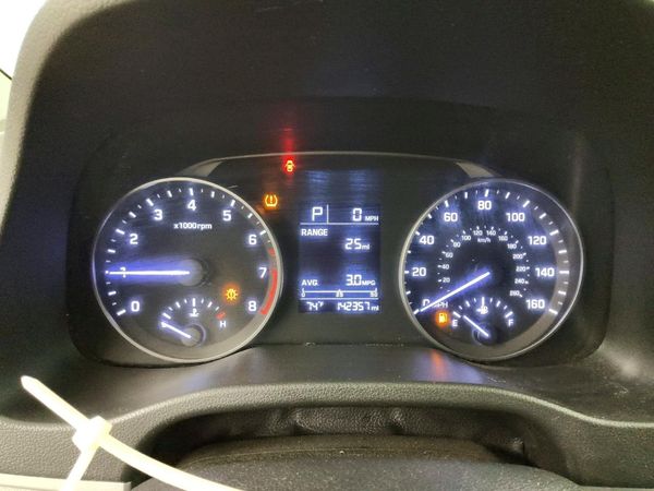 2017 HYUNDAI ELANTRA SE Base — ODOM