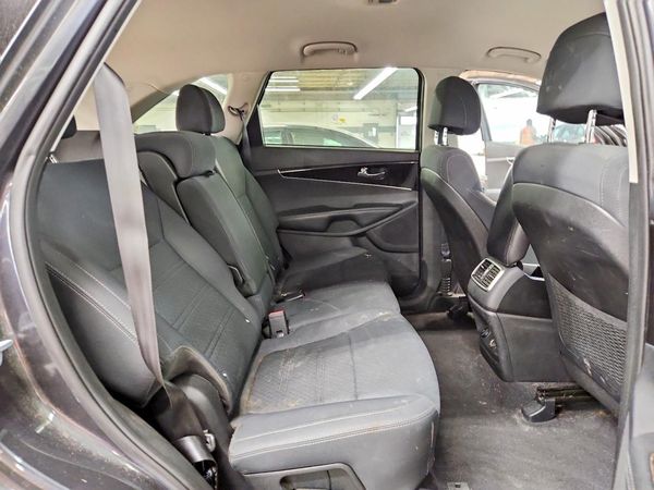 2017 KIA SORENTO L, LX — PSRS