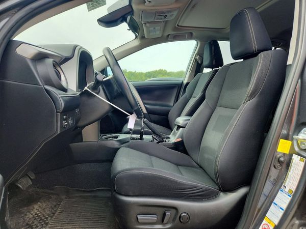 2018 TOYOTA RAV4 Adventure/XLE — DENT