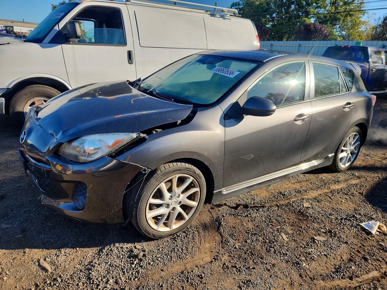 2012 MAZDA MAZDA3 Grand Touring/GT — Front 3/4