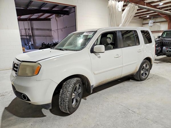 2015 HONDA PILOT SE — Front 3/4