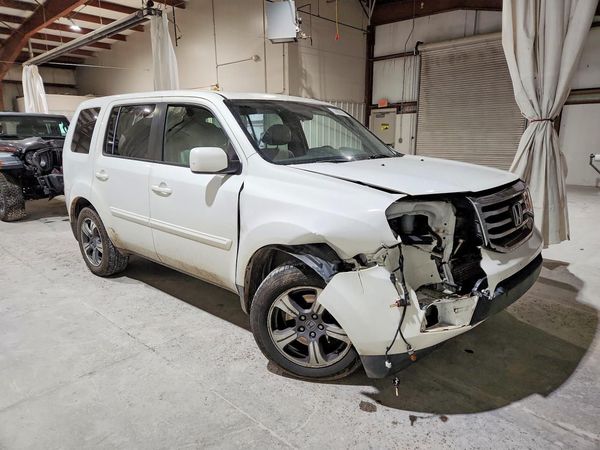 2015 HONDA PILOT SE — Passenger 3/4