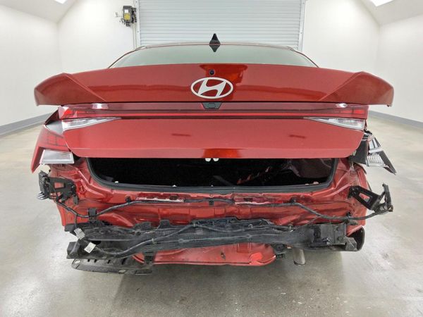 2025 HYUNDAI ELANTRA SEL Convenience — DIRR