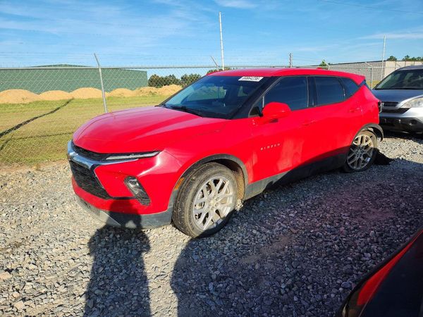2023 CHEVROLET BLAZER 2LT — Front 3/4