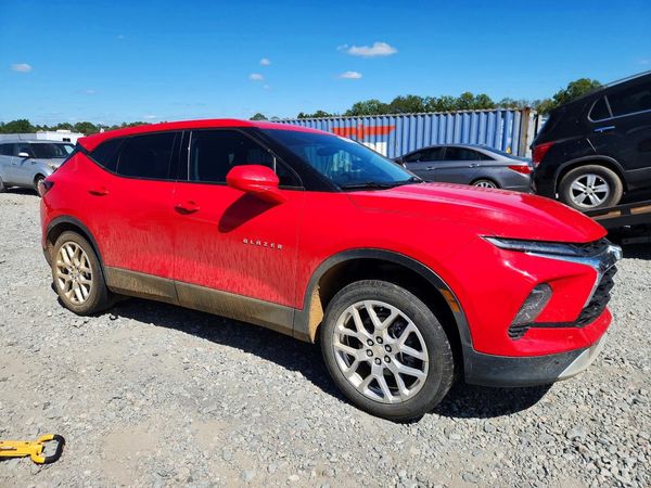 2023 CHEVROLET BLAZER 2LT — Passenger 3/4