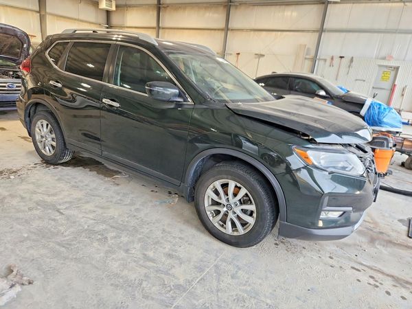 2018 NISSAN ROGUE — Passenger 3/4