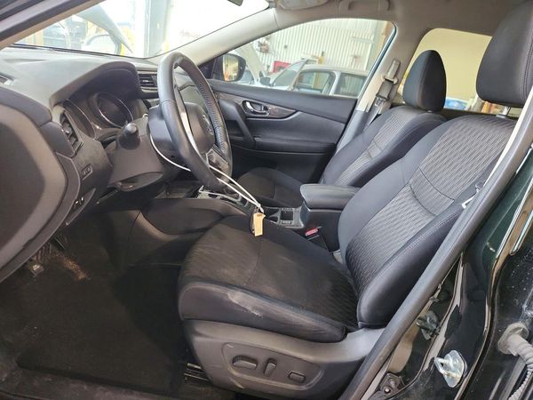 2018 NISSAN ROGUE — DENT