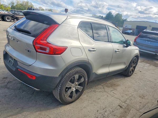 2019 VOLVO XC40 Inscription — PSRA