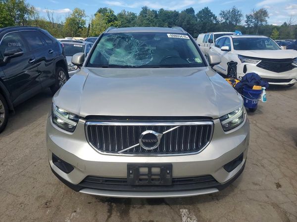 2019 VOLVO XC40 Inscription — DIRF