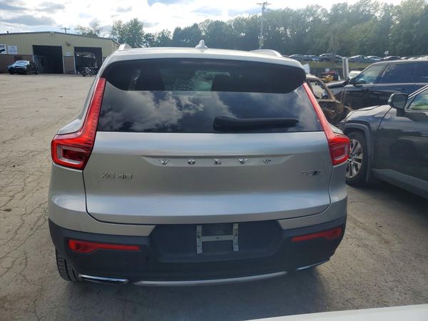 2019 VOLVO XC40 Inscription — DIRR