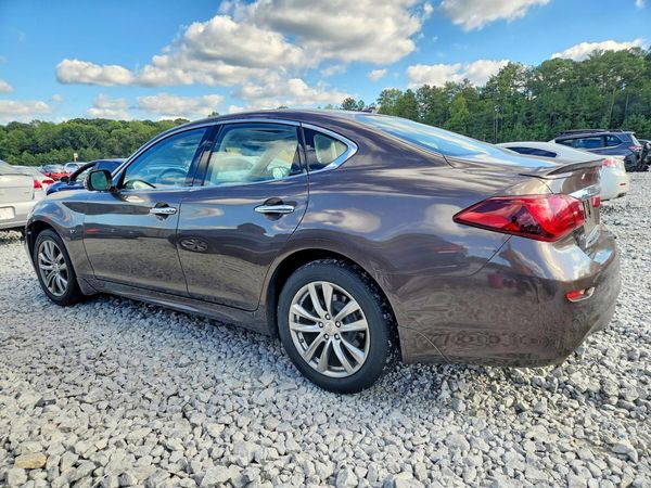 2018 INFINITI Q70 — DSRA