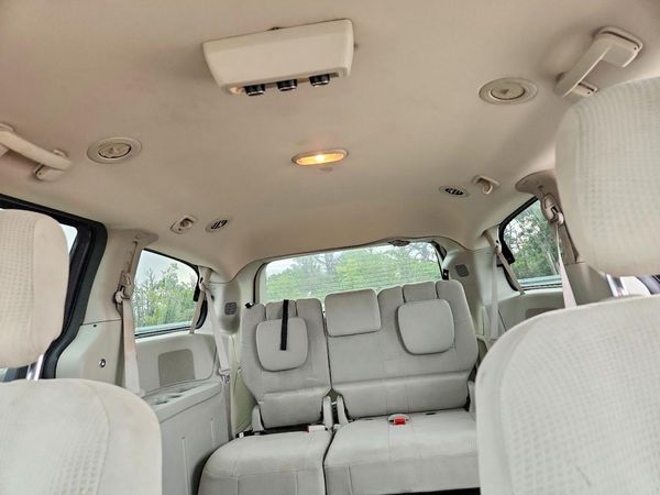 2013 DODGE GRAND CARAVAN SXT — SUVN
