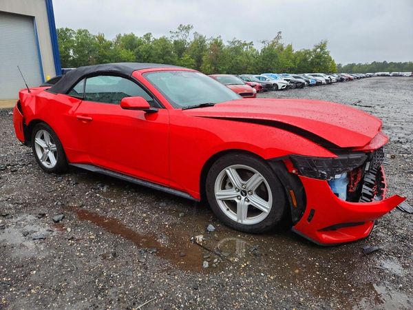 2026 FORD MUSTANG I4 — Passenger 3/4