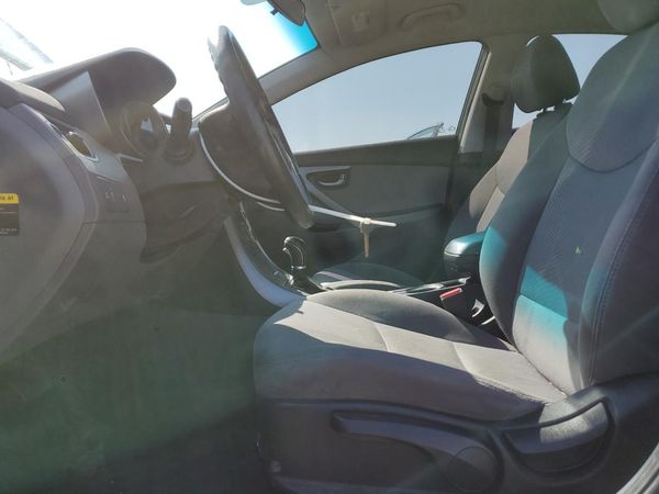 2016 HYUNDAI ELANTRA
