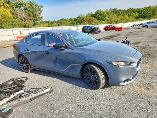 2025 MAZDA 3 Preferred Package — Passenger 3/4