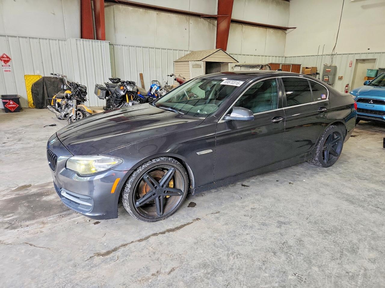 2014 BMW 535 xDrive — Front 3/4