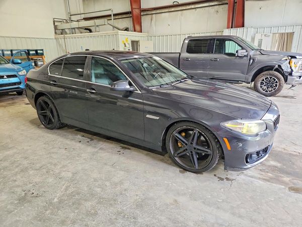 2014 BMW 535 xDrive — Passenger 3/4
