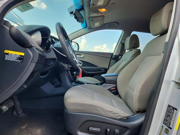 2016 HYUNDAI SANTA FE GI — DENT