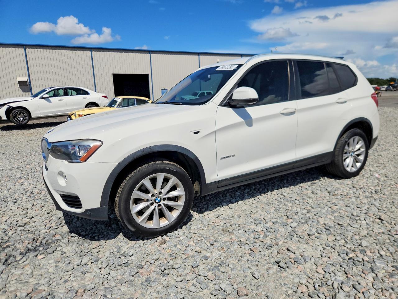 2017 BMW X3 — Front 3/4