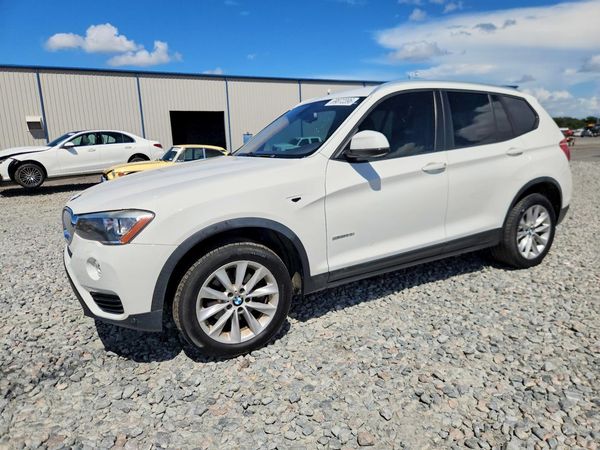 2017 BMW X3 — Front 3/4