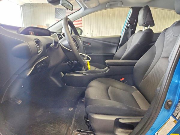 2019 TOYOTA PRIUS L/LE/XLE/LTD. — DENT