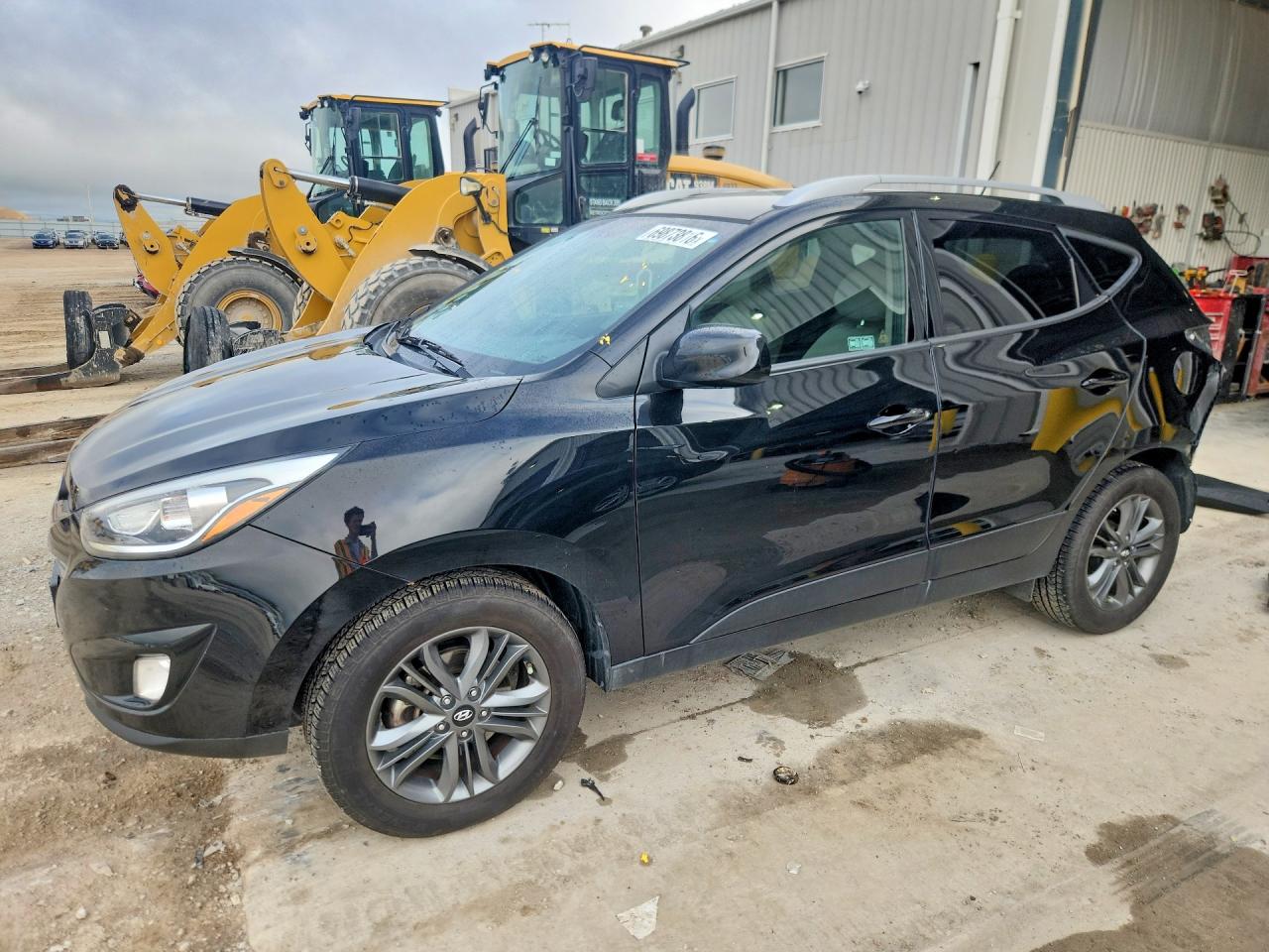 2015 HYUNDAI TUCSON GLS (Middle) — Front 3/4
