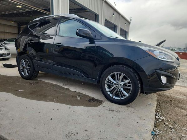 2015 HYUNDAI TUCSON GLS (Middle) — Passenger 3/4